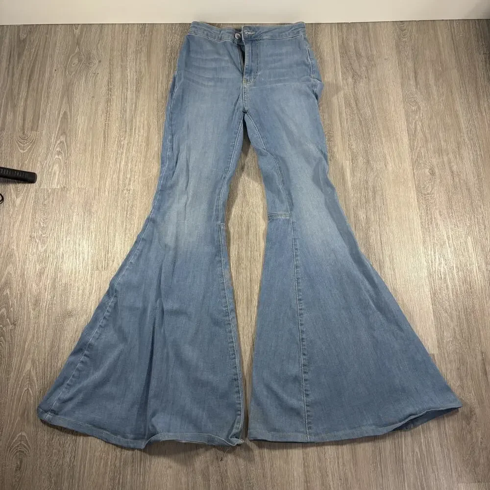 Free People Women's Just Float On Flare Jeans High Rise Blue Boho 70s W25R - Picture 2 of 7